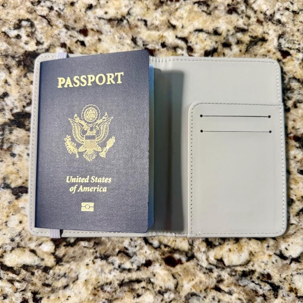 Everywhere - Passport Cover & Metal Luggage Tags (x2)