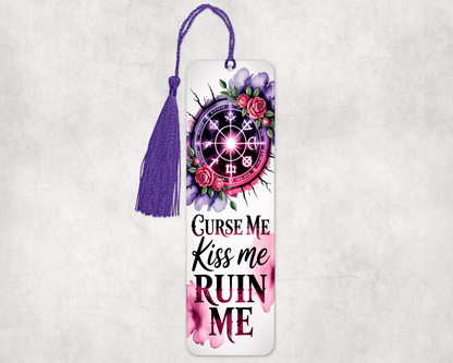 Spicy Reading
 - Curse Me, Kiss Me, Ruin Me